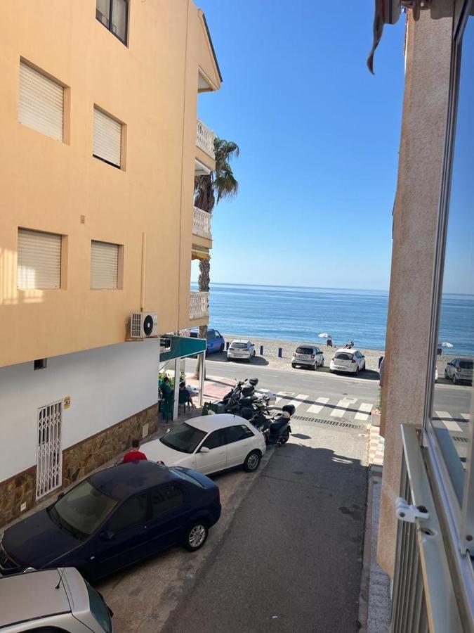 Apartamento A 10 Metros De La Playa Apartman La Herradura  Kültér fotó